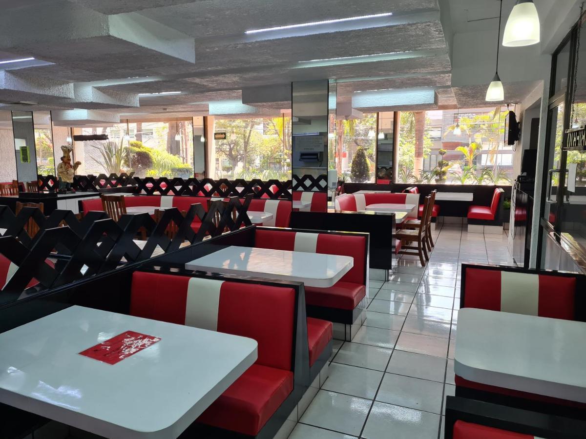 Hotel Las Pergolas Guadalajara Ngoại thất bức ảnh