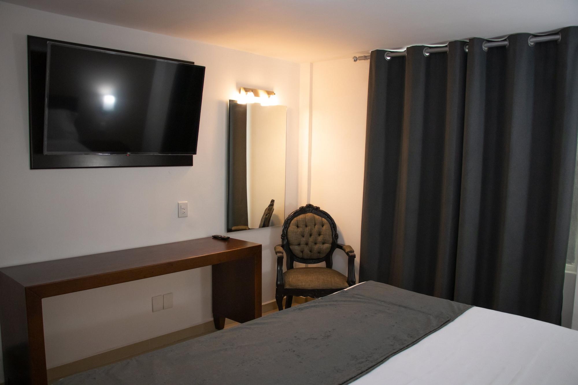 Hotel Las Pergolas Guadalajara Ngoại thất bức ảnh
