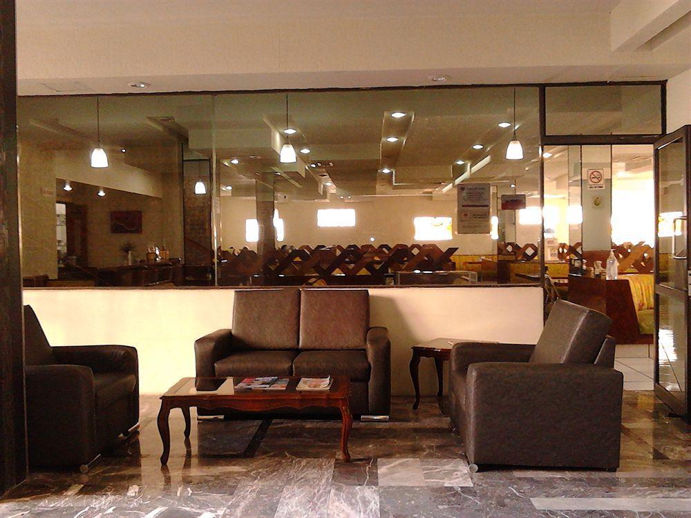 Hotel Las Pergolas Guadalajara Ngoại thất bức ảnh